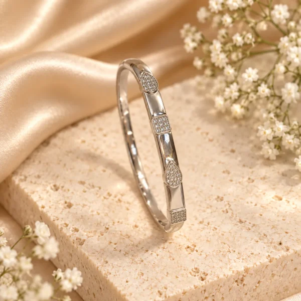 Korean Silver Sleek Stone Kada