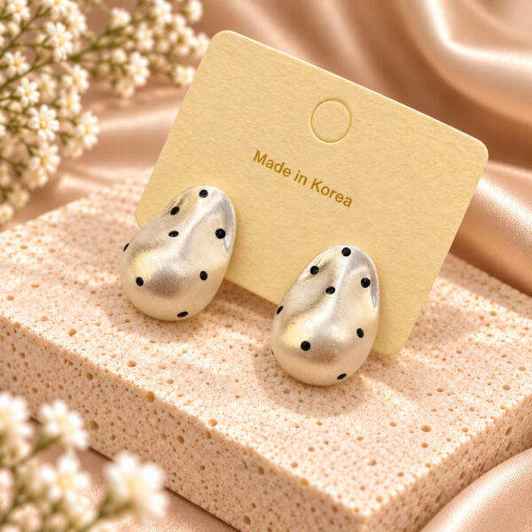 Korean Silver Polka Dot Droplet Stud Earrings, anti-tarnish earrings, made in Korea